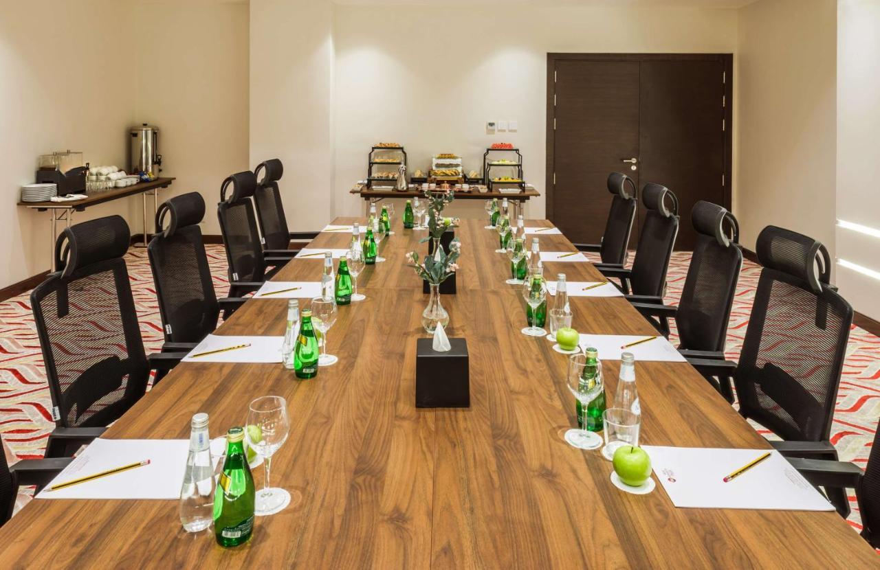 Best Western Plus Al Qurayyat City Center エクステリア 写真