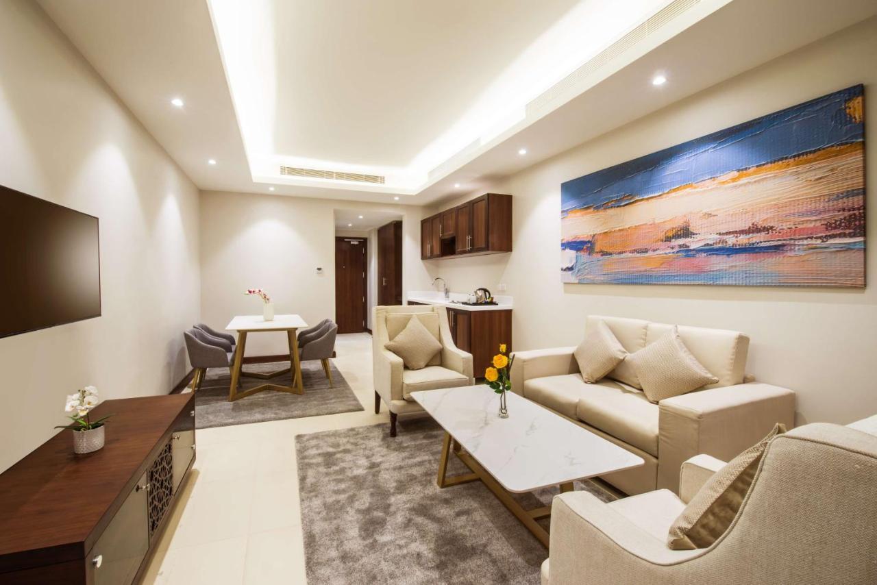 Best Western Plus Al Qurayyat City Center エクステリア 写真