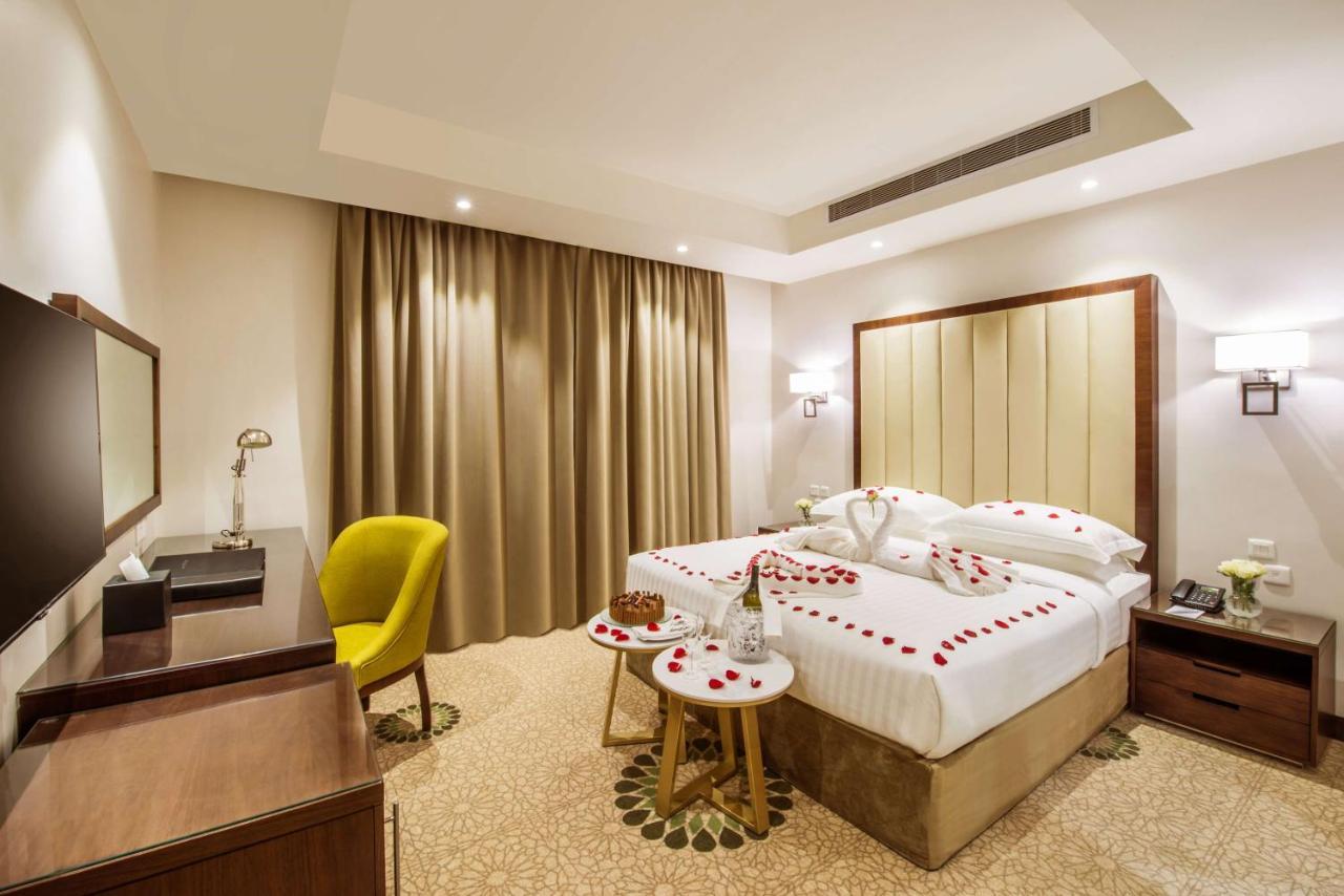 Best Western Plus Al Qurayyat City Center エクステリア 写真