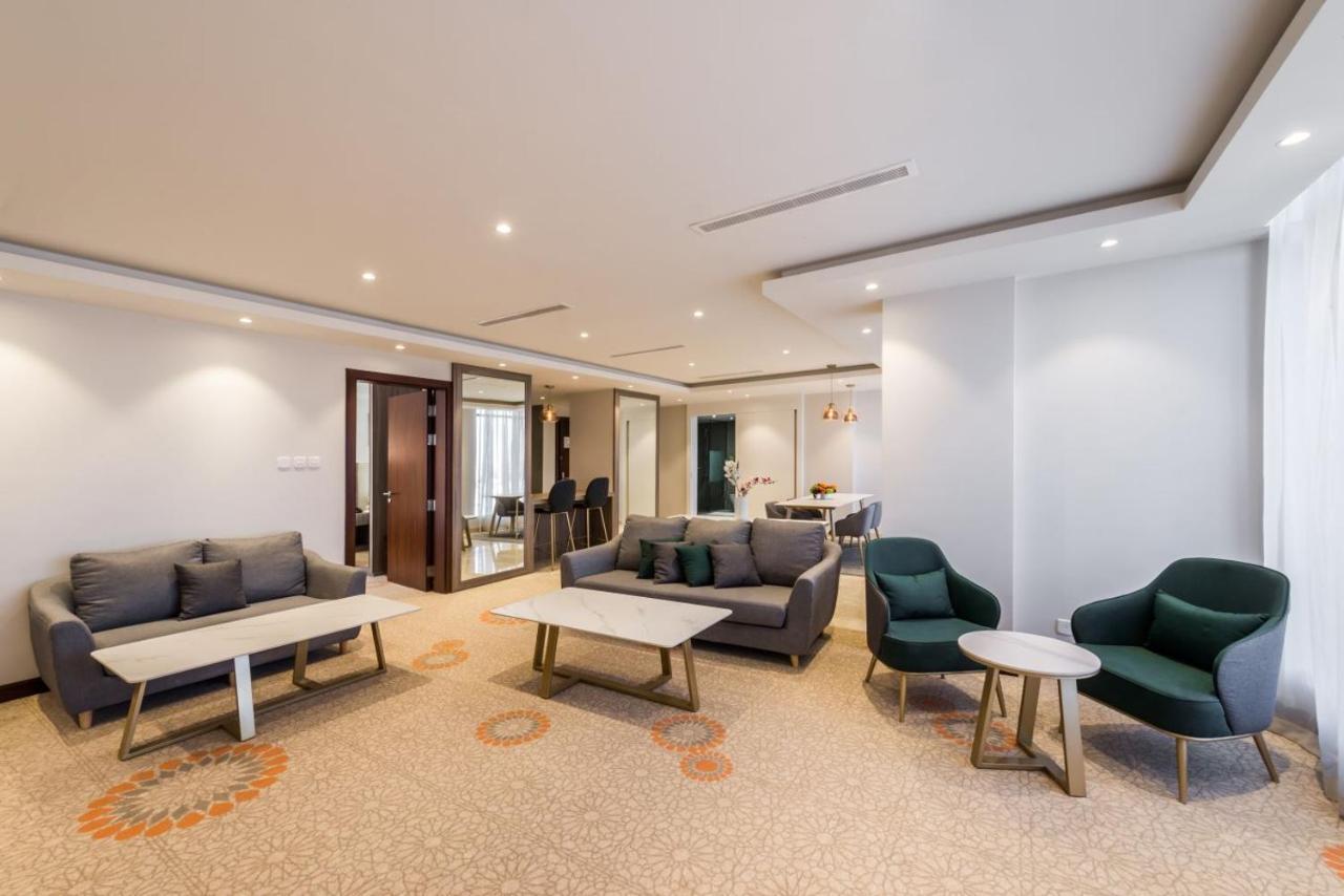Best Western Plus Al Qurayyat City Center エクステリア 写真