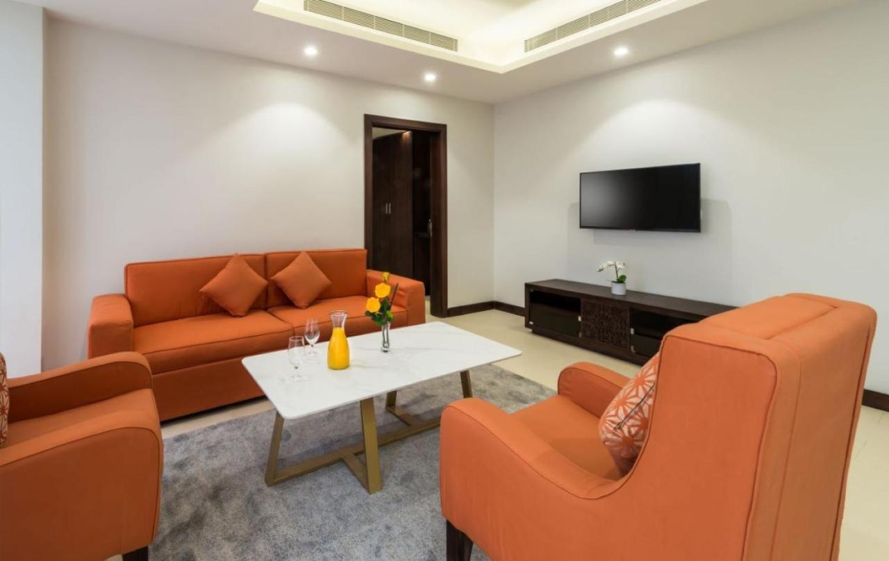 Best Western Plus Al Qurayyat City Center エクステリア 写真