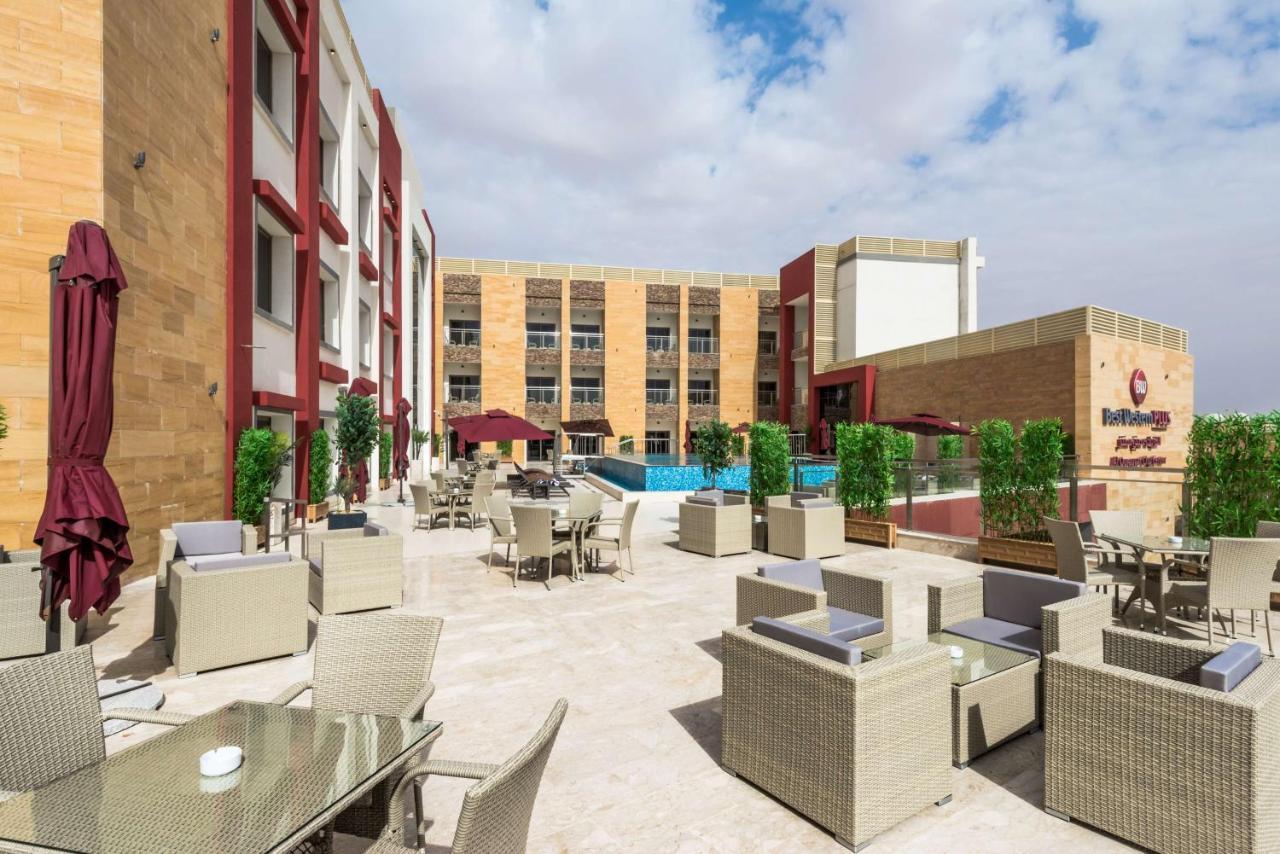 Best Western Plus Al Qurayyat City Center エクステリア 写真