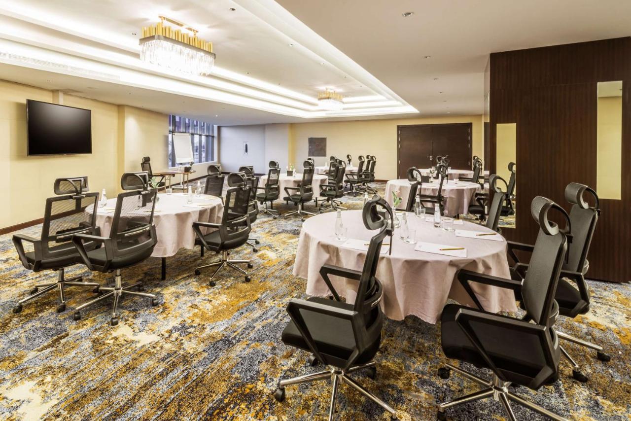 Best Western Plus Al Qurayyat City Center エクステリア 写真