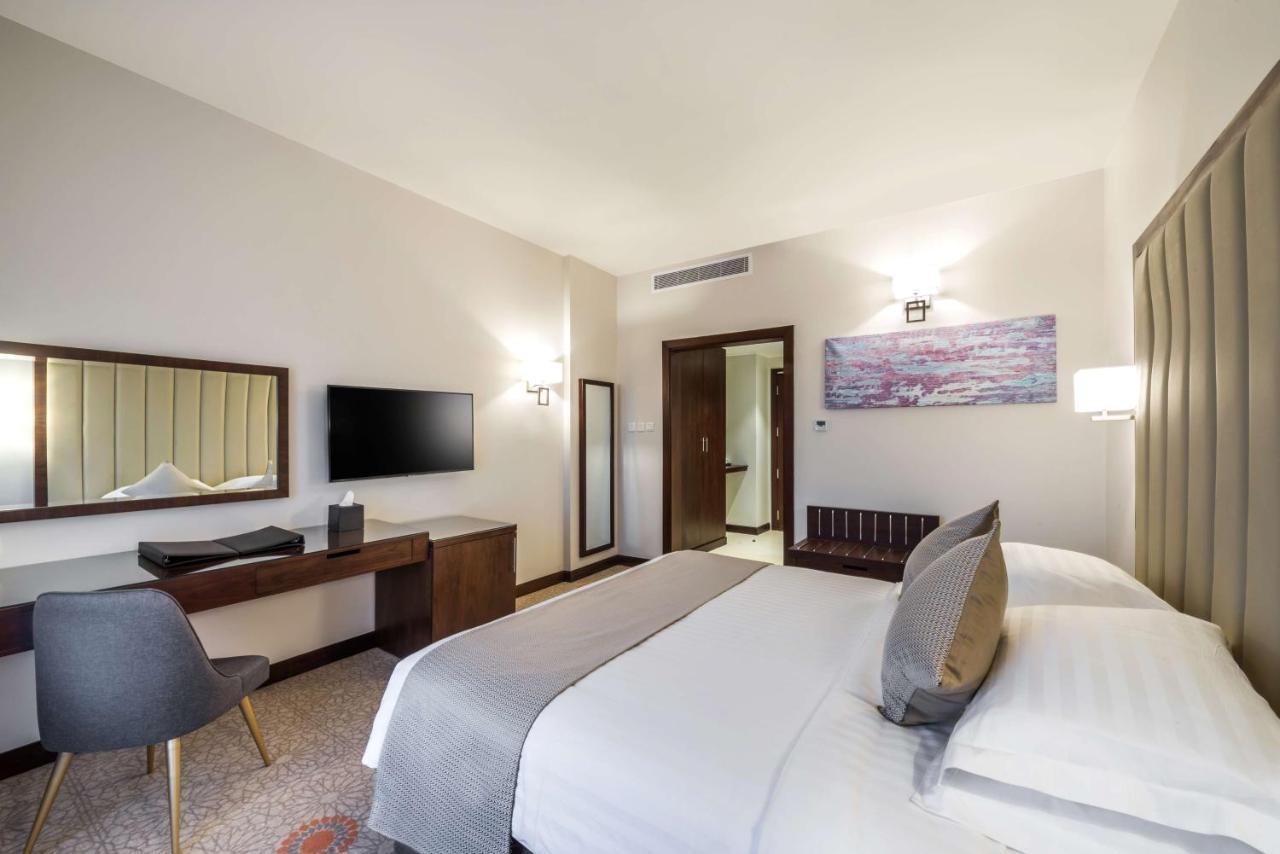 Best Western Plus Al Qurayyat City Center エクステリア 写真